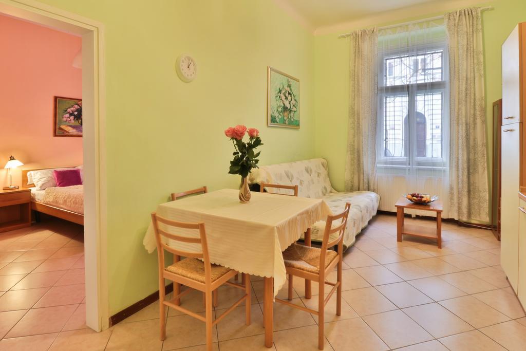 Apartment Na Kozacce 6 Praga Camera foto
