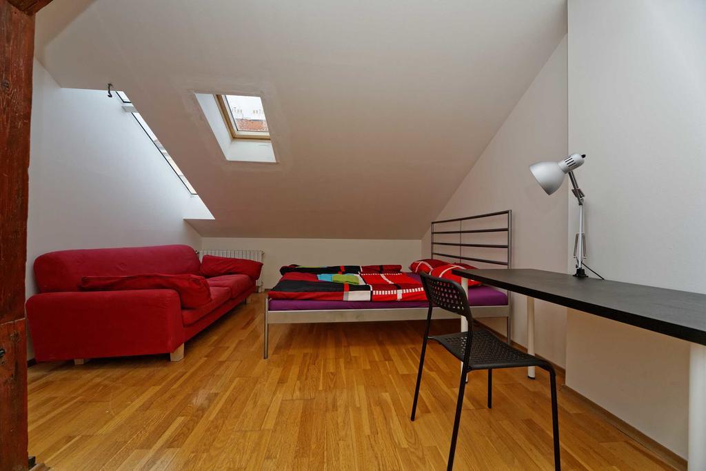 Apartment Na Kozacce 6 Praga Esterno foto