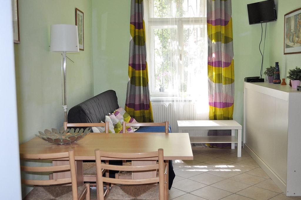 Apartment Na Kozacce 6 Praga Esterno foto