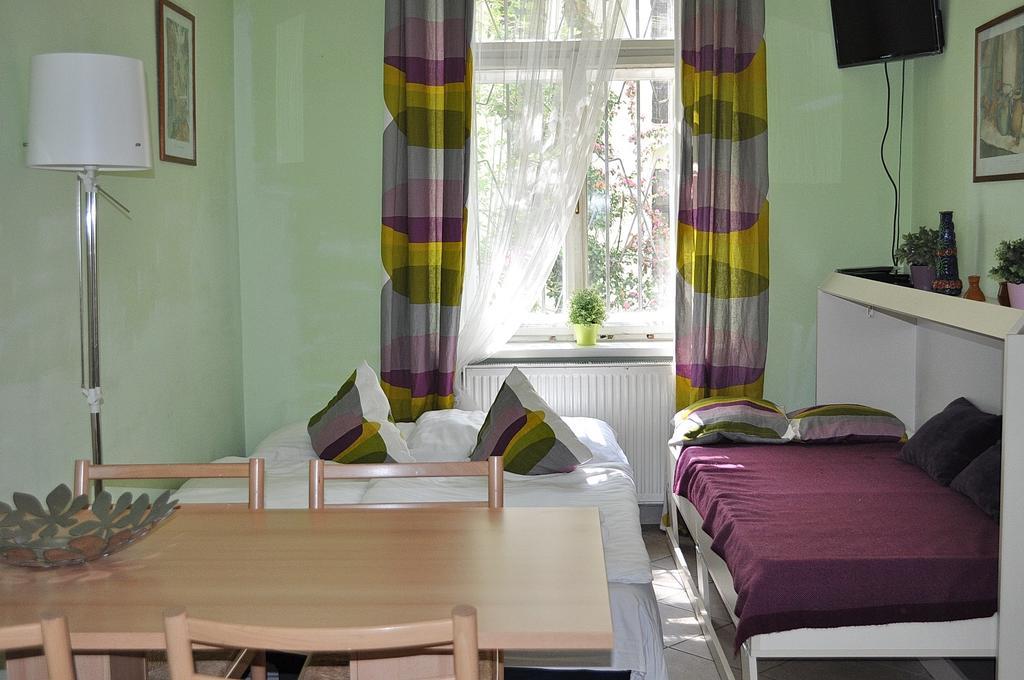 Apartment Na Kozacce 6 Praga Esterno foto