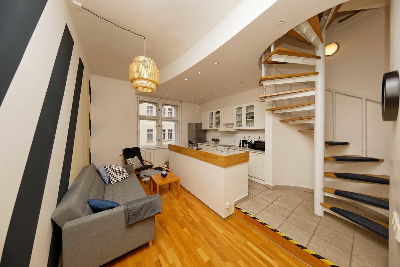 Apartment Na Kozacce 6 Praga Esterno foto